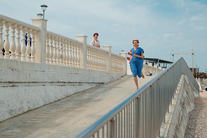 Кадр из фильма Платье цвета моря кадр Платье цвета моря 6