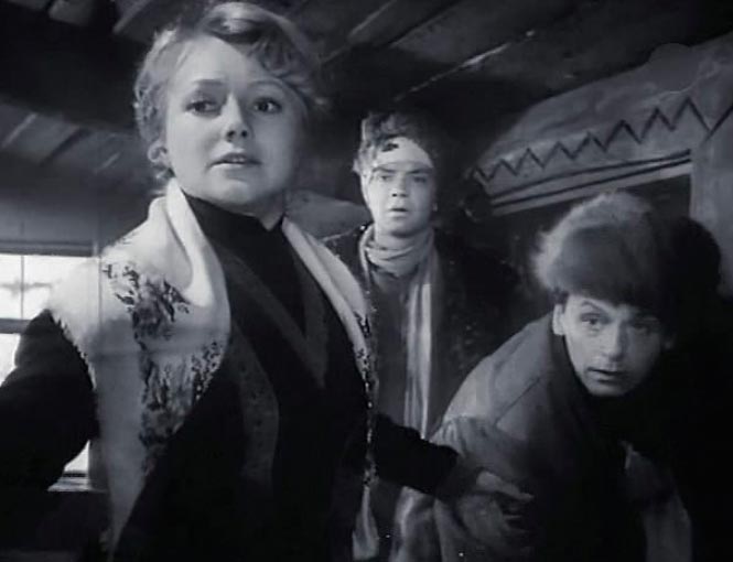 Кадр из фильма По ту сторону кадр По ту сторону 3