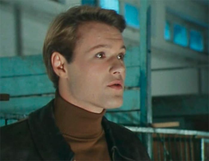 кадр Под куполом цирка 9