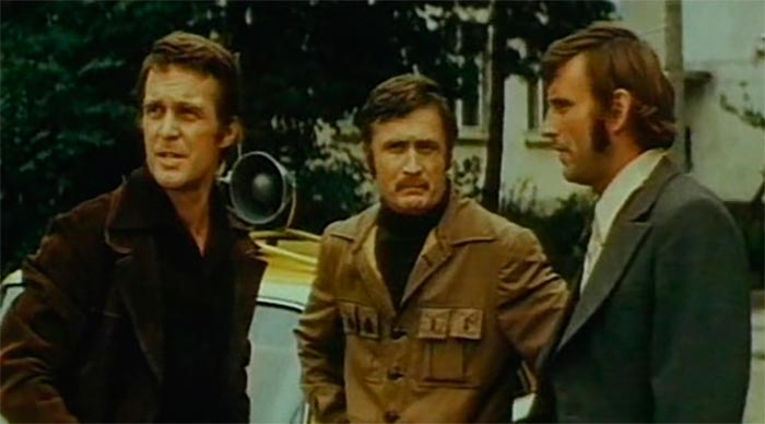 кадр Подарки по телефону 3