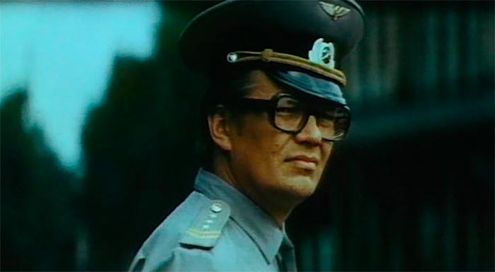 кадр Подарки по телефону 10