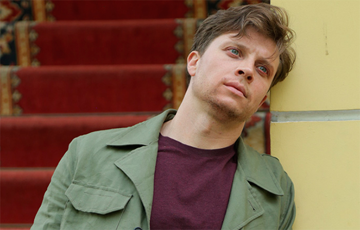 Кадр из фильма Подозреваются все. За каменной стеной кадр Подозреваются все. За каменной стеной 4