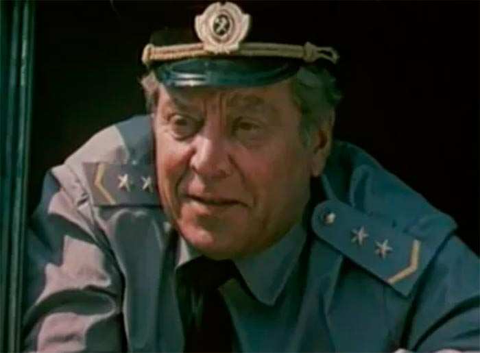 Кадр из фильма Поезд вне расписания кадр Поезд вне расписания 7