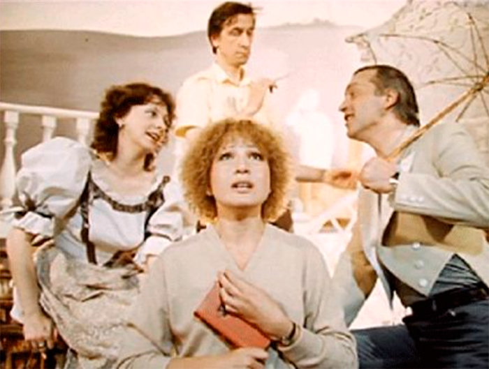 кадр Поездки на старом автомобиле 9