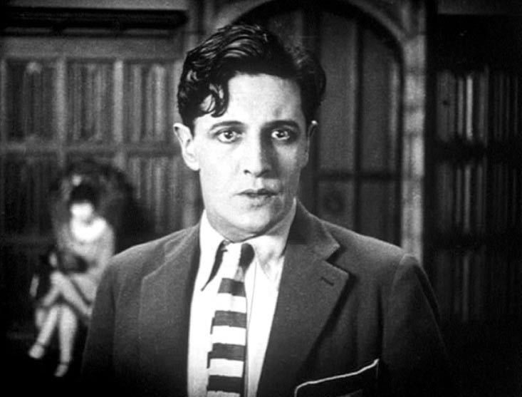 Кадр из фильма По наклонной кадр По наклонной 6