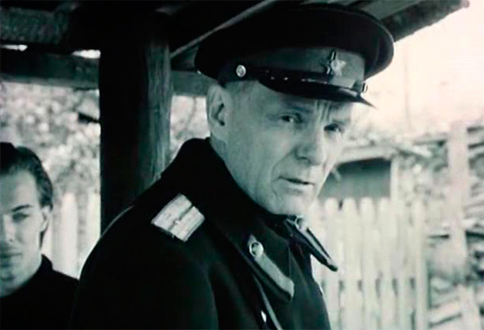 кадр После войны - мир 8