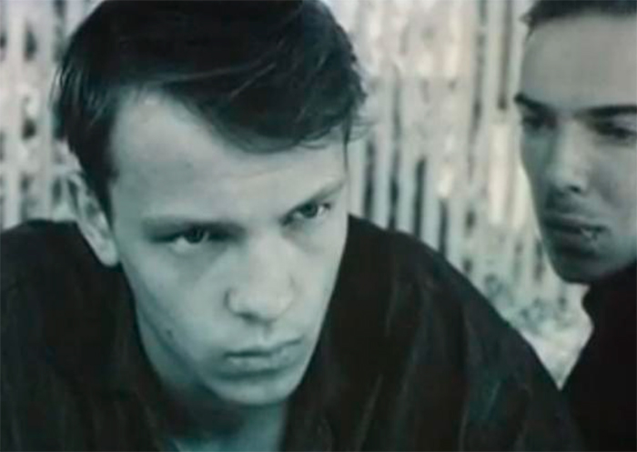 кадр После войны - мир 9