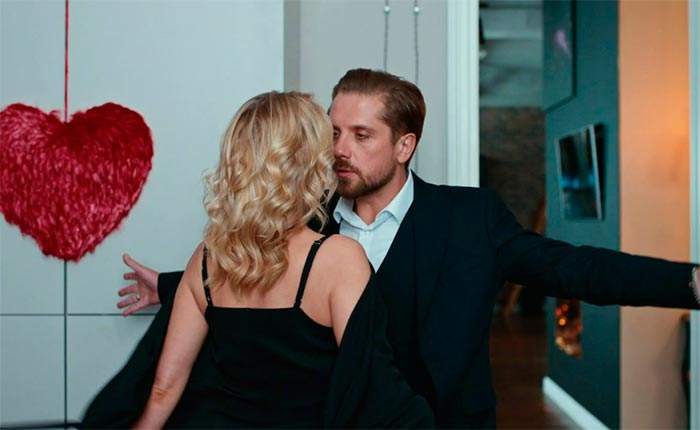 кадр Право на лево 2