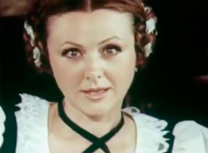 кадр Продавец птиц 5