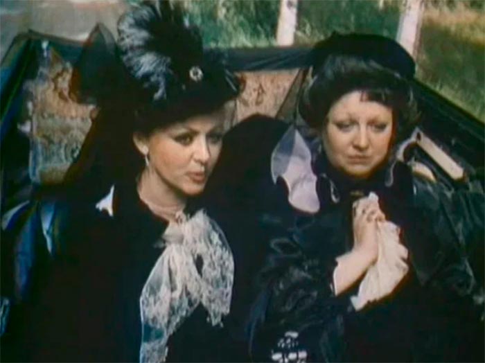 кадр Продавец птиц 7