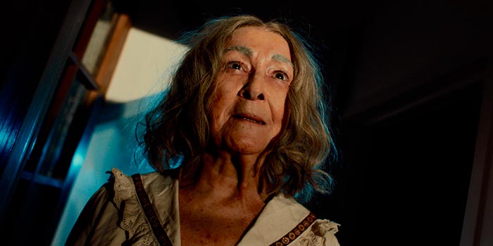 Кадр из фильма Проклятие дома с призраками кадр Проклятие дома с призраками 5