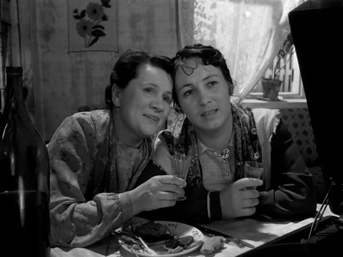 кадр Простая история 8