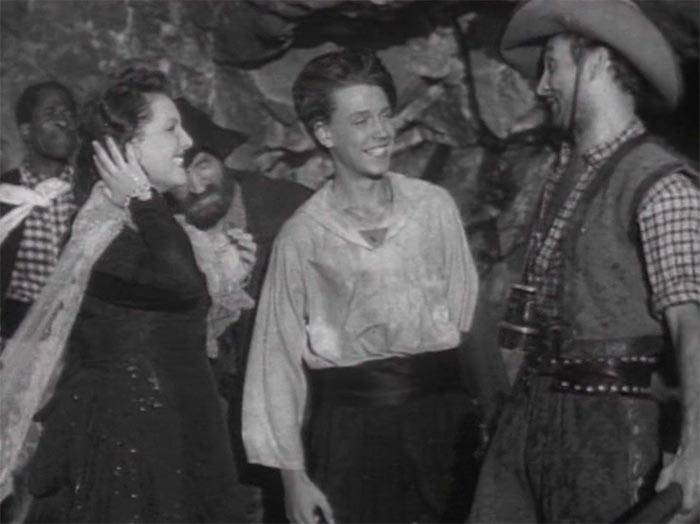 Фильм «Пятнадцатилетний капитан» (1945) - сюжет, актеры и роли, кадры ...