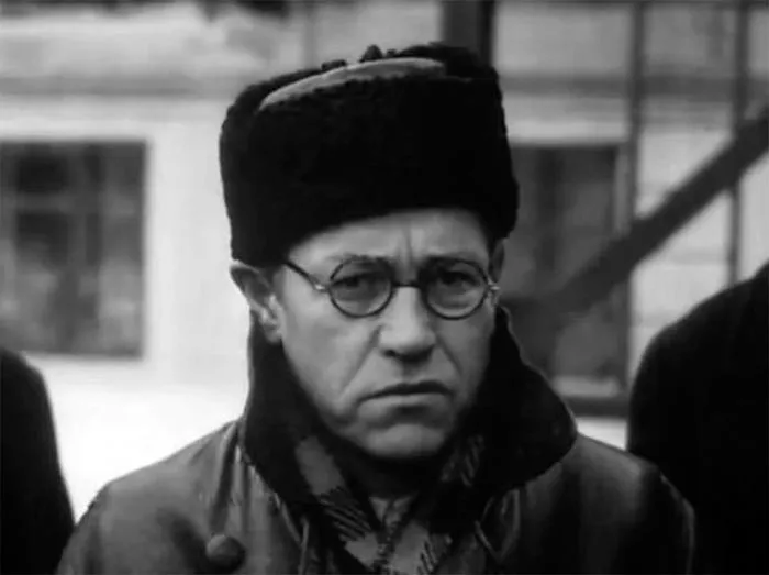кадр Радости земные 7