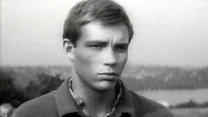 кадр Рано утром 4