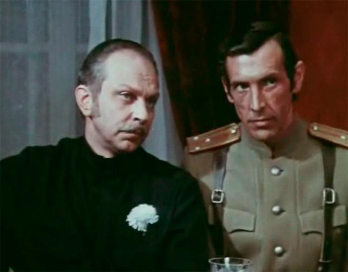 Кадр из фильма Расколотое небо кадр Расколотое небо 9