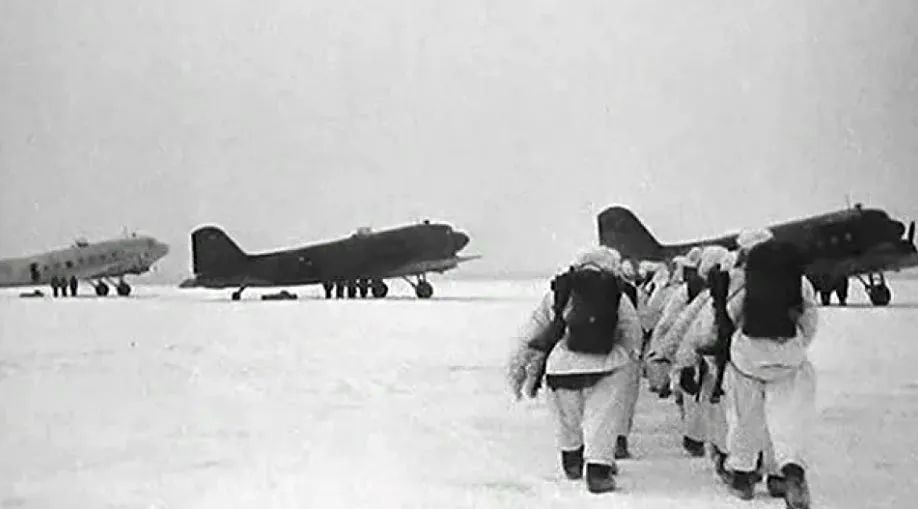 кадр Разгром немецких войск под Москвой 11