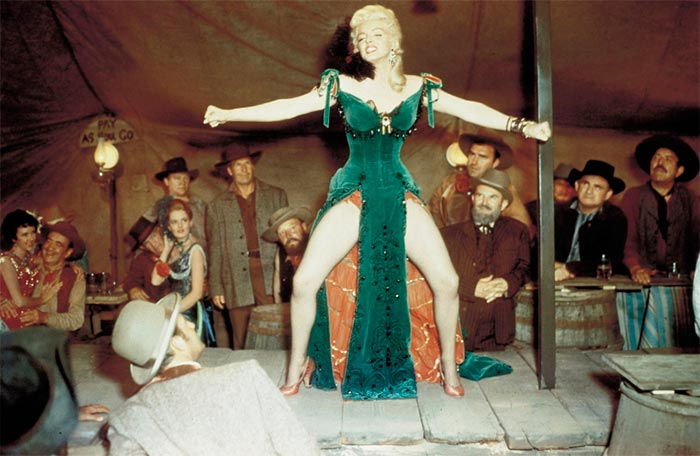 кадр Река не течет вспять 9