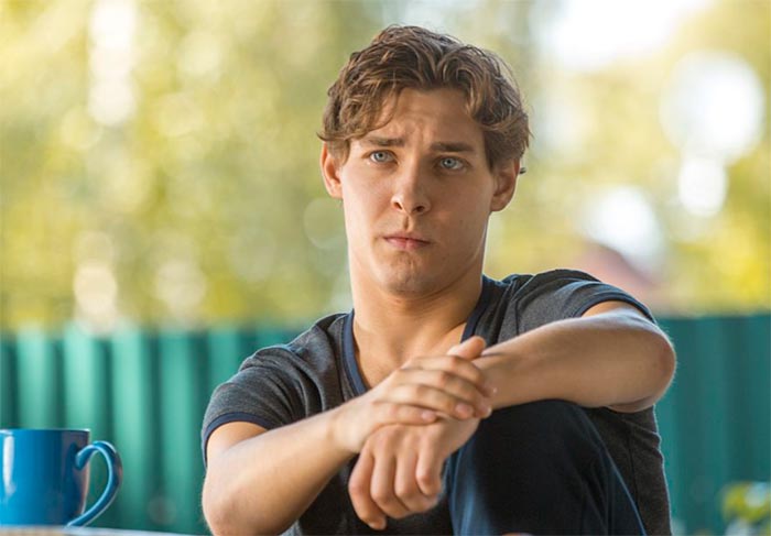 Кадр из фильма Родные руки кадр Родные руки 6