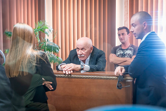 кадр Роман с того света 4