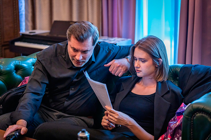 кадр Роман с того света 9