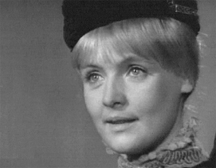 Кадр из фильма Салют, Мария! кадр Салют, Мария! 3