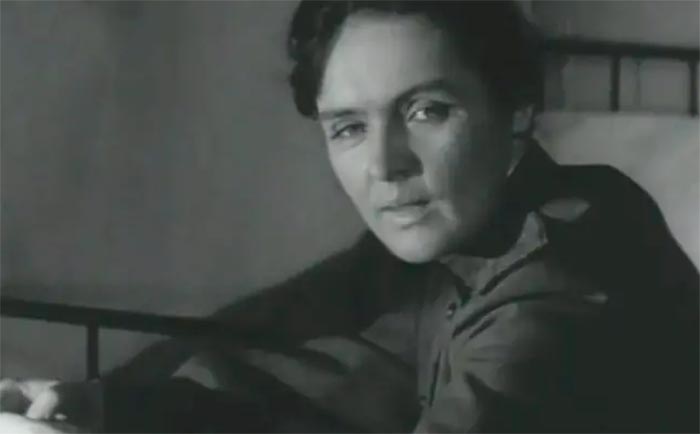 Кадр из фильма Салют, Мария! кадр Салют, Мария! 7