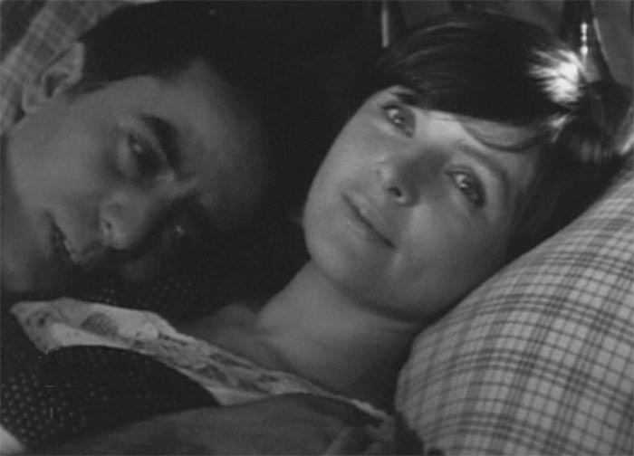 Кадр из фильма Салют, Мария! кадр Салют, Мария! 10