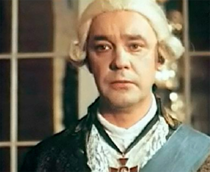 Кадр из фильма Шаги императора кадр Шаги императора 8