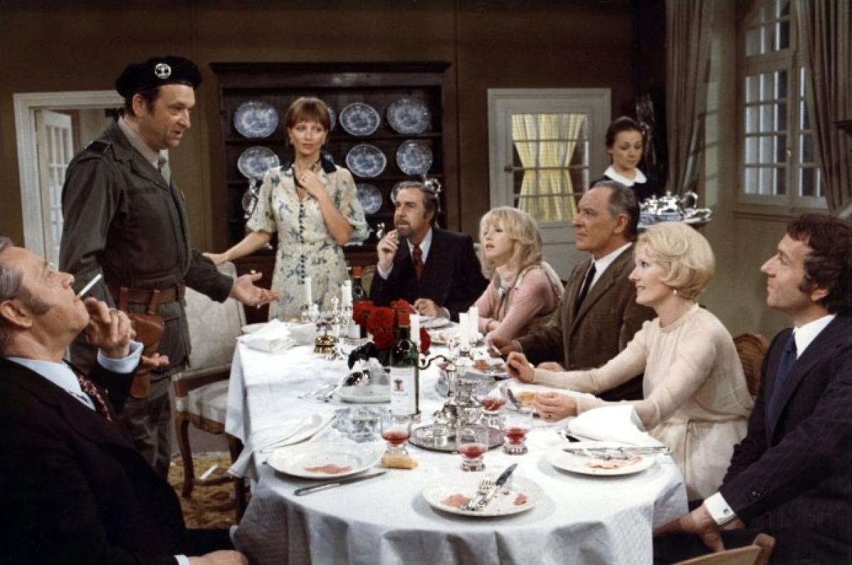 Фильм «Скромное обаяние буржуазии» (1972) - сюжет, актеры и роли, кадры ...