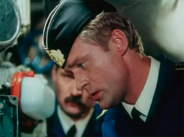 кадр Слушать в отсеках 5