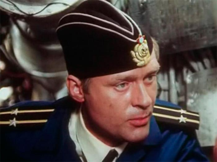 кадр Слушать в отсеках 8