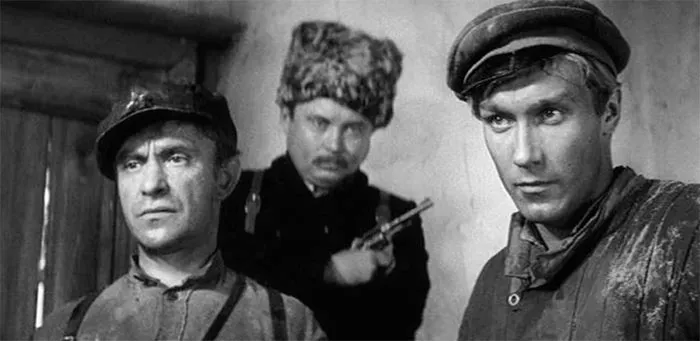 кадр Служили два товарища 13