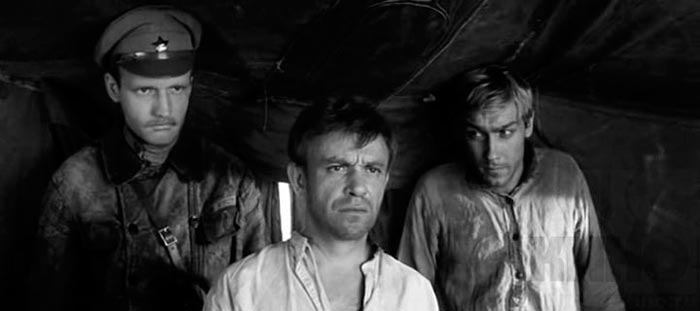 кадр Служили два товарища 14