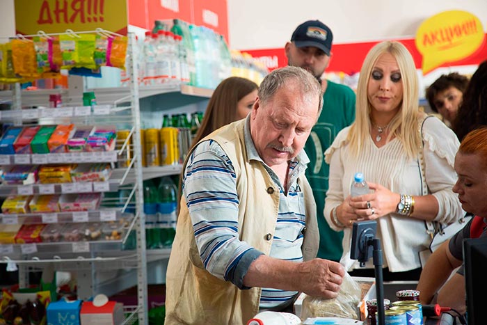 Кадр из фильма сНежный человек кадр сНежный человек 6