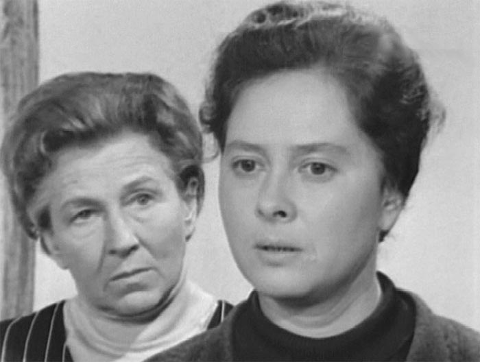 кадр Сослуживцы 4