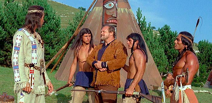 Кадр из фильма Среди коршунов кадр Среди коршунов 5