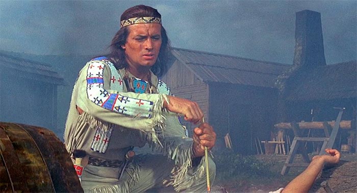 Кадр из фильма Среди коршунов кадр Среди коршунов 7