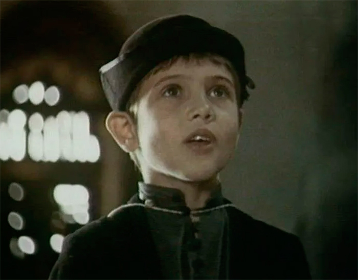 кадр Среди серых камней 2