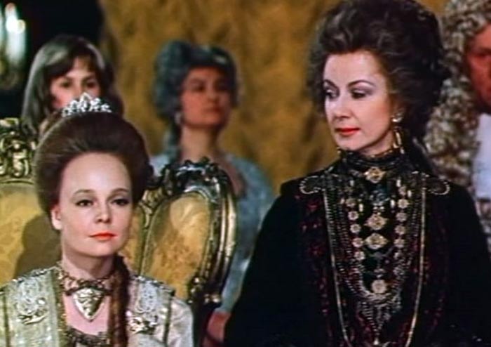 Фильм «Стакан воды» (1979) - сюжет, актеры и роли, кадры из фильма