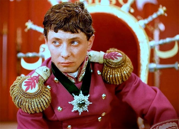 Кадр из фильма Старая, старая сказка кадр Старая, старая сказка 2