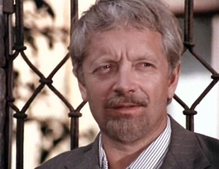 кадр Стоянка поезда - две минуты 6