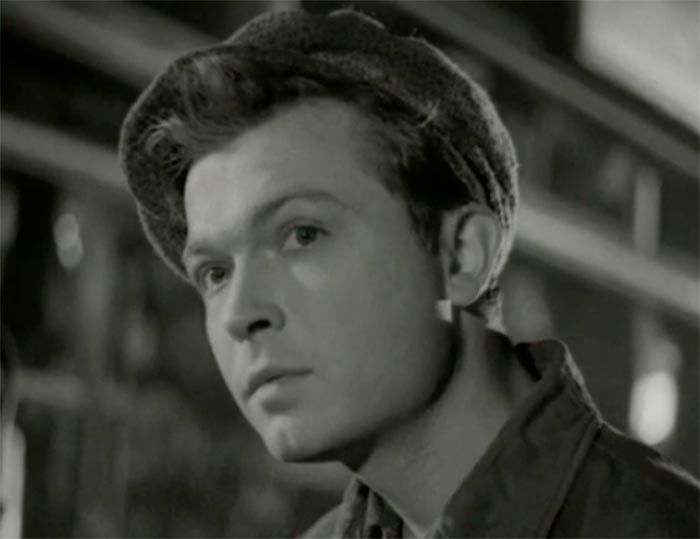 кадр Свет в окне 5