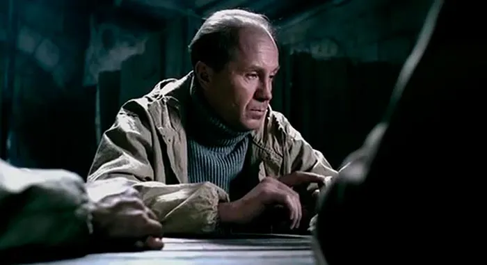 кадр Сволочи 8