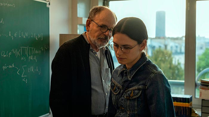 кадр Теория простых чисел 3