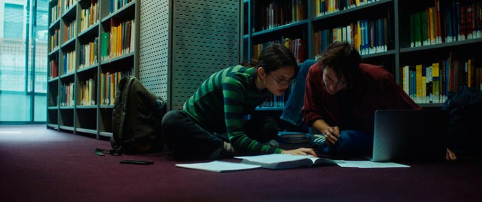 кадр Теория простых чисел 8