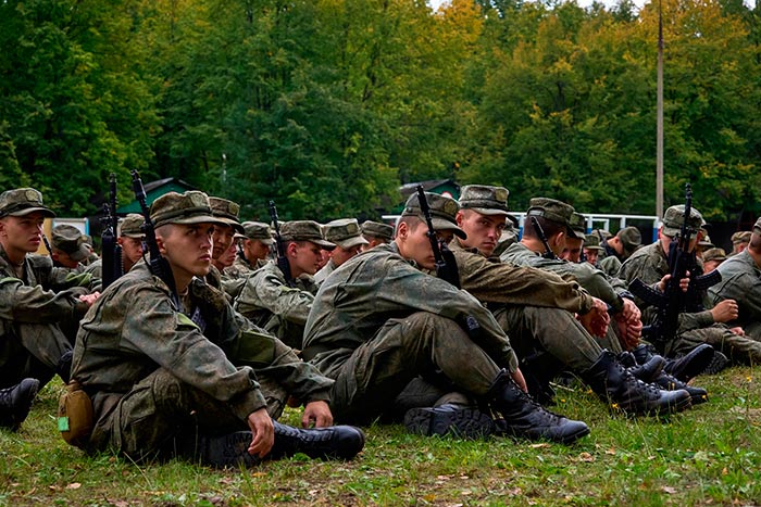 Кадр из фильма Тимур и его команда кадр Тимур и его команда 9