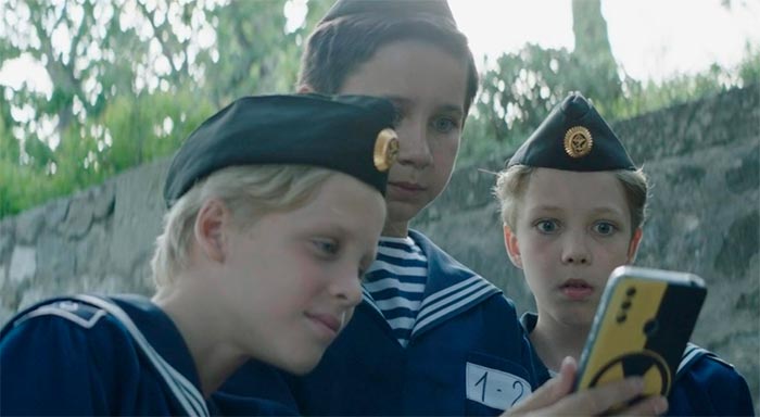 Кадр из фильма Три друга, клад и матрос Кошка кадр Три друга, клад и матрос Кошка 2