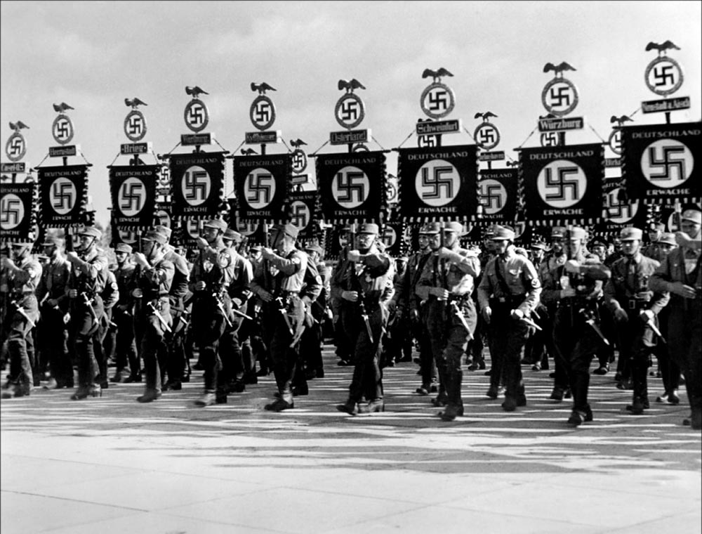 Кадр из фильма Триумф воли кадр Триумф воли 8