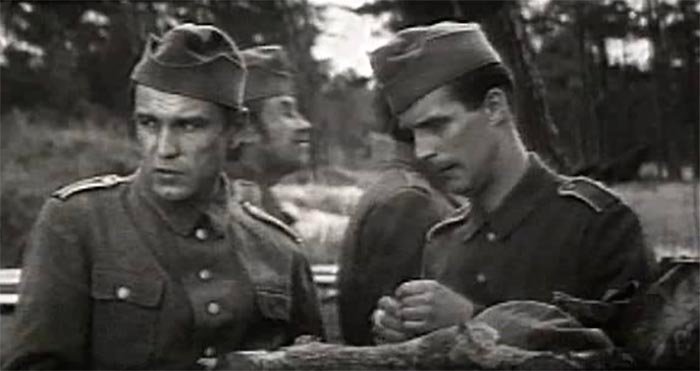 кадр Тройная проверка 7